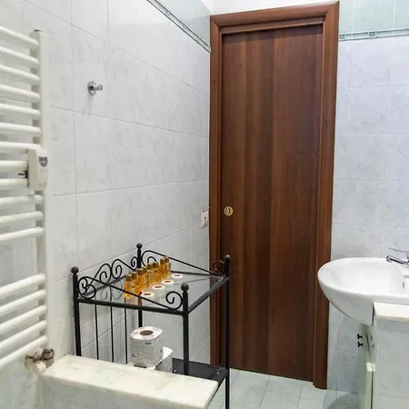 A Due Passi Dal Vaticano *